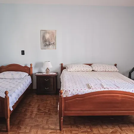 Apartamento Mehmeti